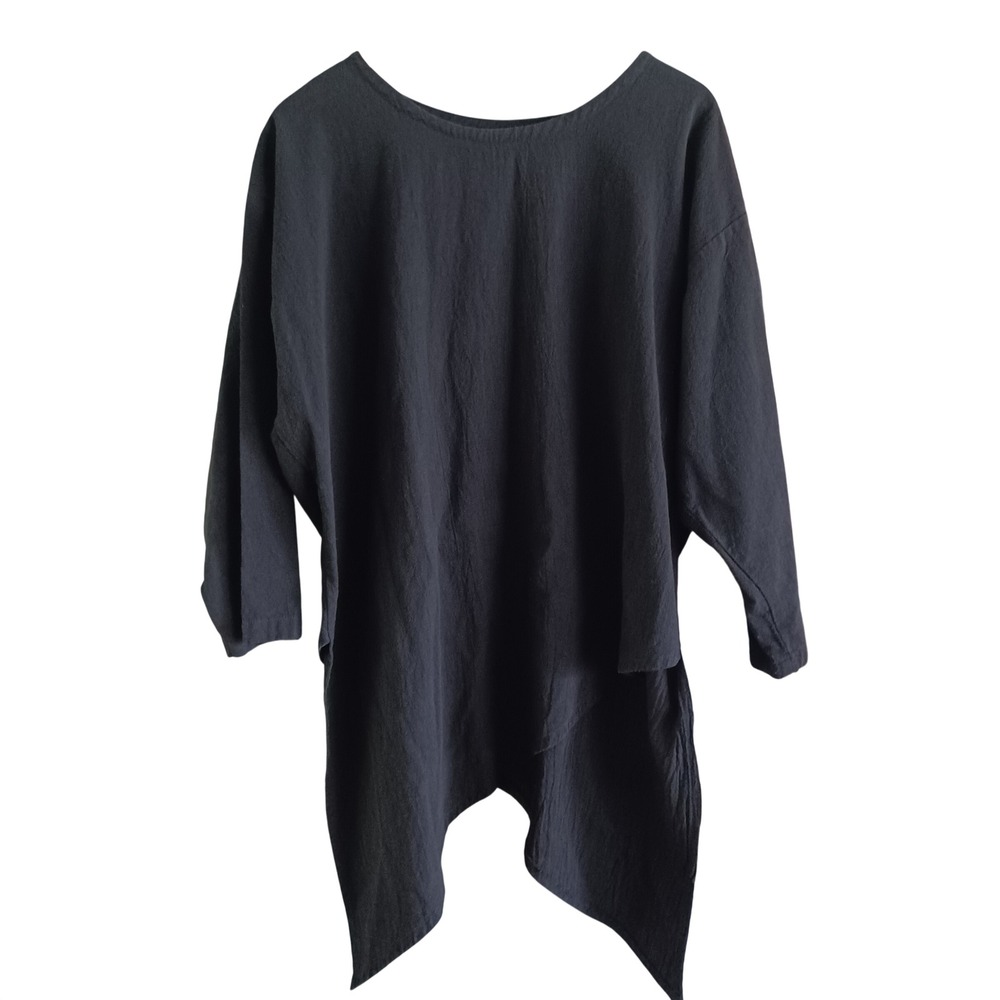 B'Gauze Black Cotton‎ Crinkle Gauze Asymmetric Sharkbite Tunic Top One Size